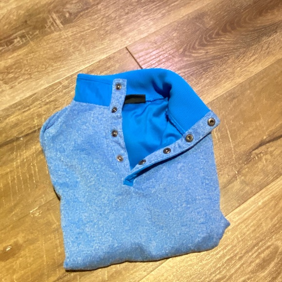 Under armour Kids button up fleece sweater 6/$50 - Picture 2 of 4